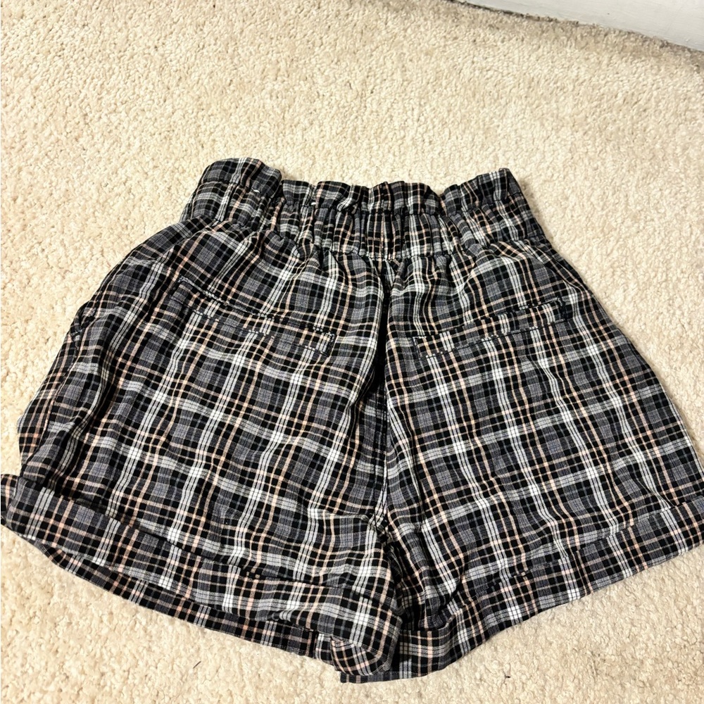 American Eagle Outfitters mom shorts plaid